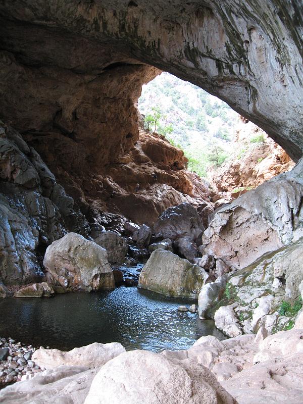 Tonto Natural Bridge 096.jpg